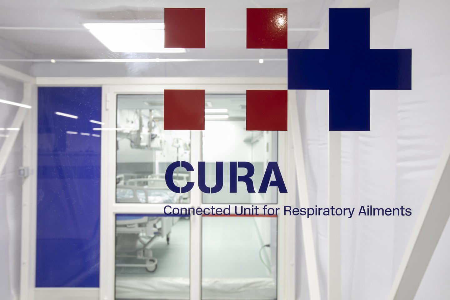 Unlike hospital tents, CURA has negative room pressure, enabling air to flow into it and not out. This helps mitigate the risk of further virus spread