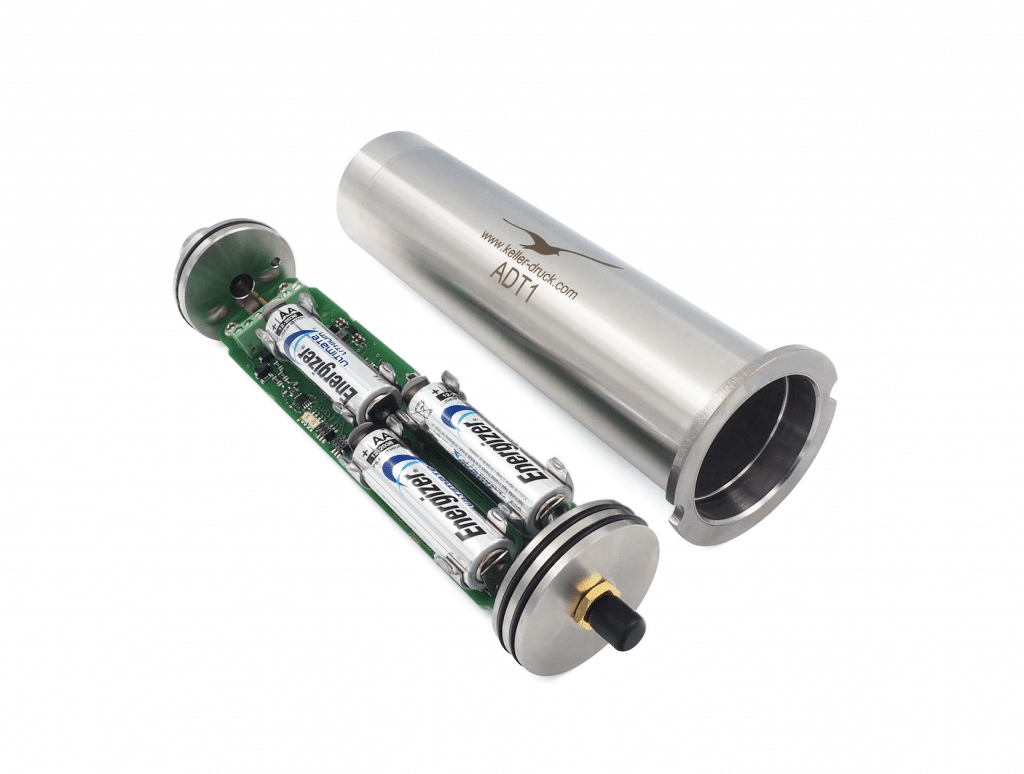 Compact Battery Powered Level Meter with Cloud Measurement Solution