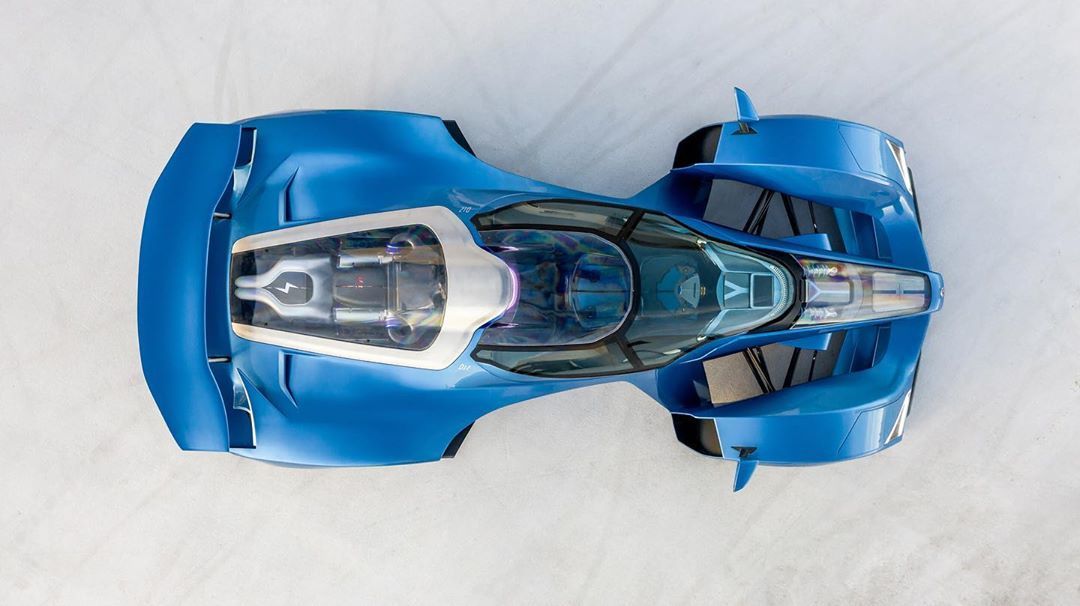 The D12's stunning top view highlights the enormous 7.6-liter V12, as well as the barely-there front end