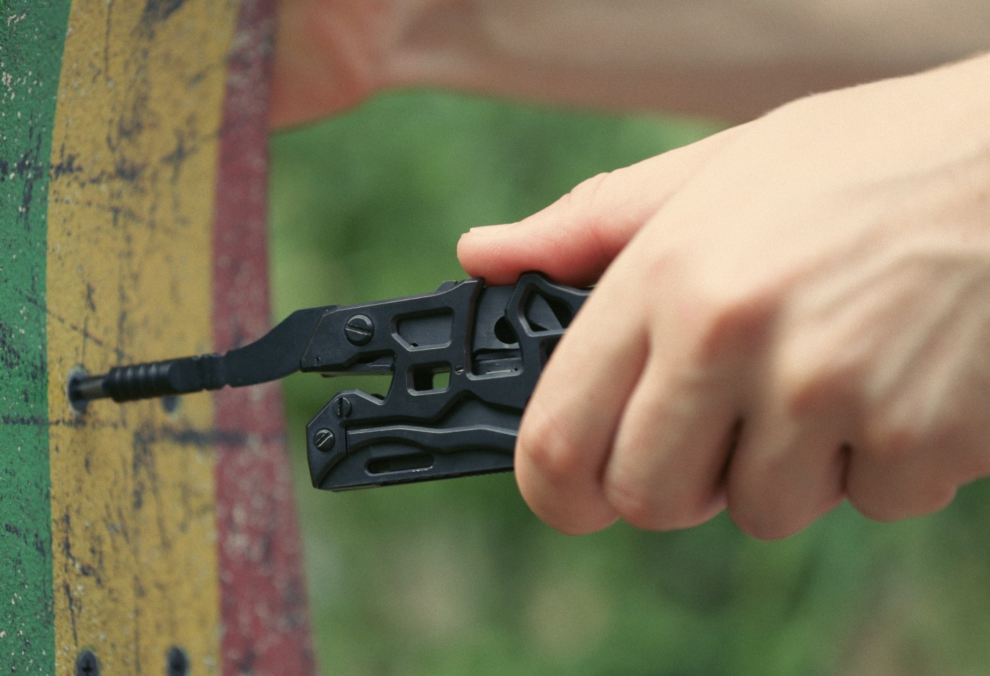 The Caliber X screwdriver can be joined by three onboard bits