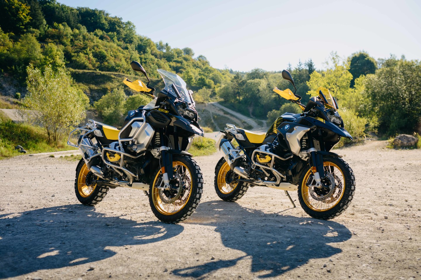 The R1250GS (right), an enormous bike, and the R1250GS Adventure (left), even bigger and with more crash bars