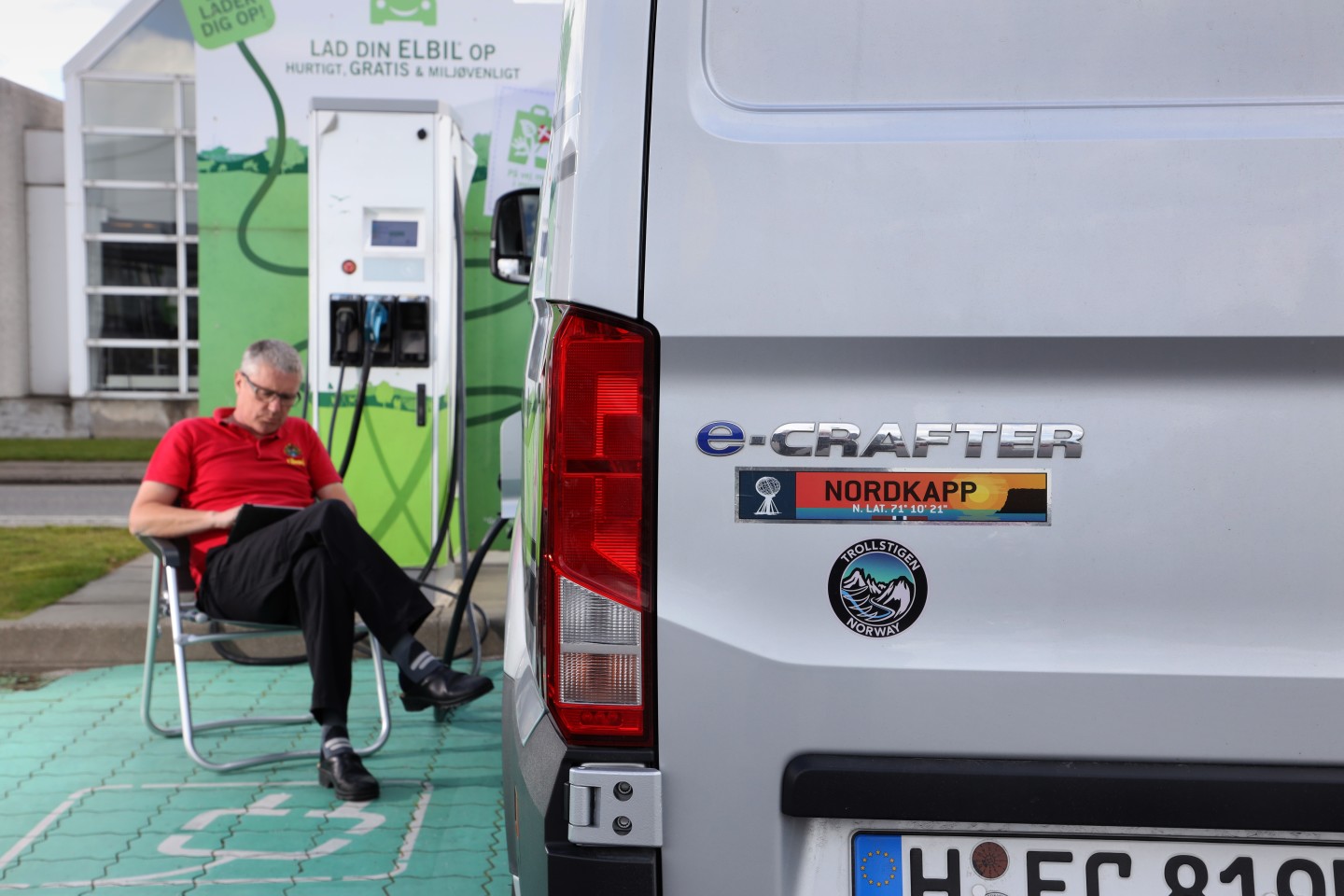 Charging might be an inconvenience on a busy weekday, but Eusterholz turned it into an extra reason to relax and take it slow on his holiday
