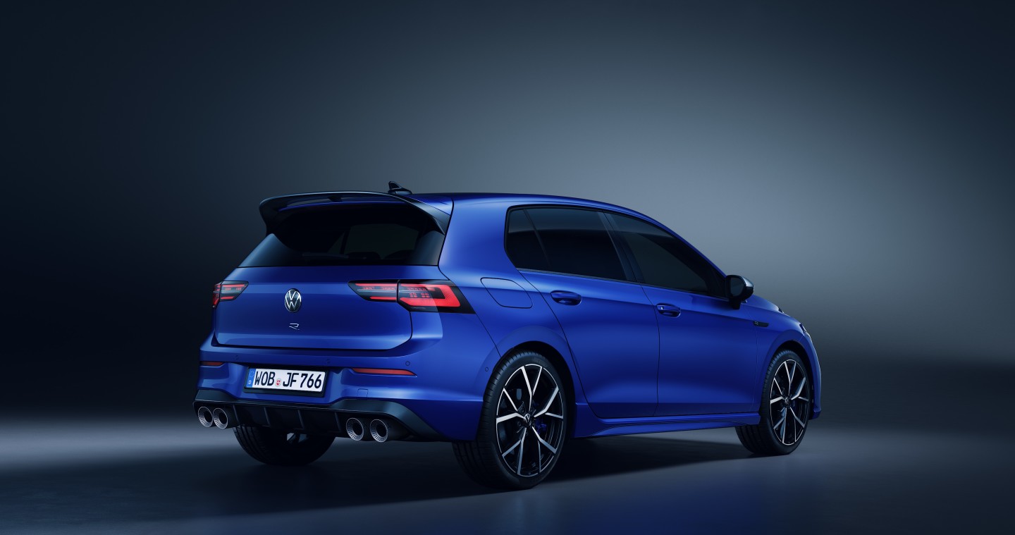 The VW Golf R 2022 is expected to go on sale in late 2021