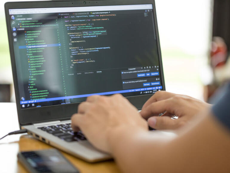 Pluralsight offering free JavaScript courses in honor of 20th anniversary