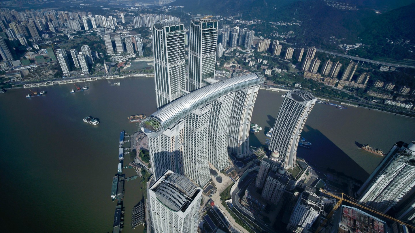 The Crystal is part of the larger US$4.8 billion Raffles City Chongqing project designed by Moshe Safdie that consists of a total of eight skyscrapers