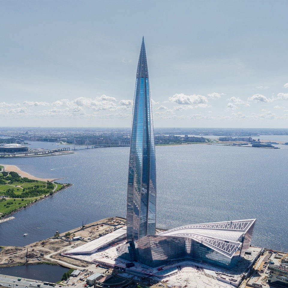 The Lakhta Center, by RMJM and Gorproject, rises to a height of 462 m (1,516 ft) in Saint Petersburg, Russia