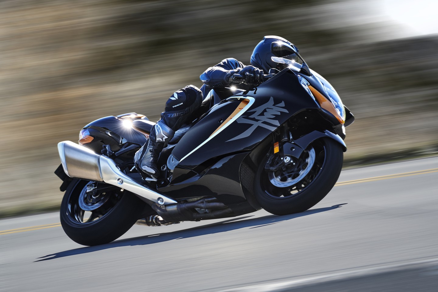 Fully adjustable KYB suspension and a host of electronic rider aids will improve the Hayabusa's thrashability on a twisty road