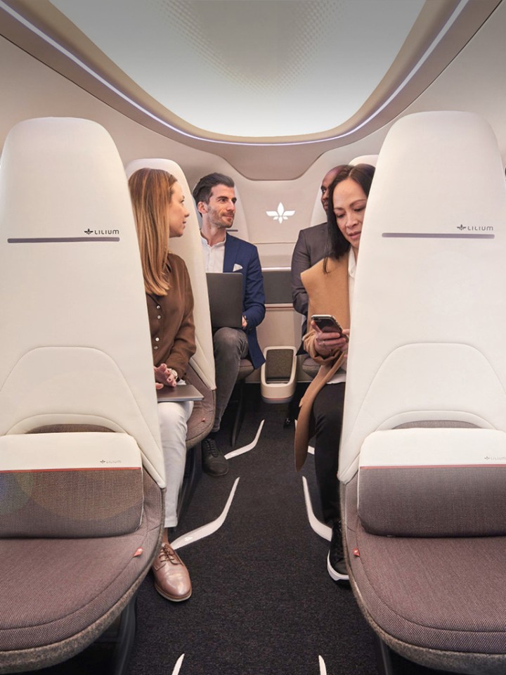A relatively spacious cabin, although the seat layout would appear to discourage canoodling