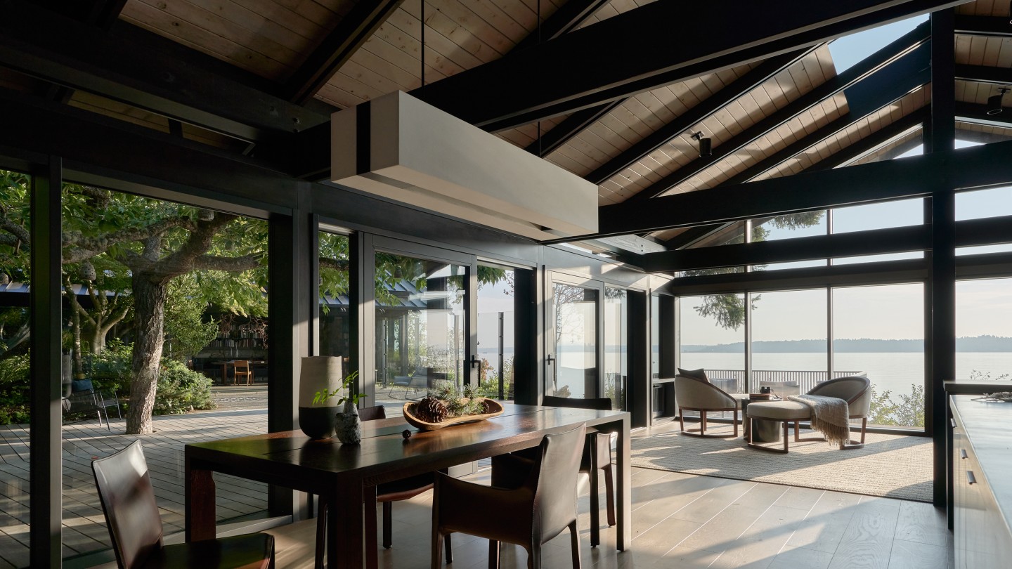 Loom House was designed by Miller Hull Partnership, LLP and is located in Bainbridge Island, Washington. The project was recognized in the One and Two Family Custom Residences category