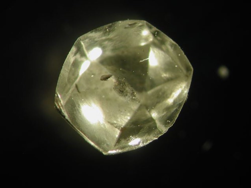 The diamonds were sourced from a De Beers mine in South Africa