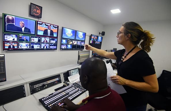 How standards boost the benefits of broadcasting