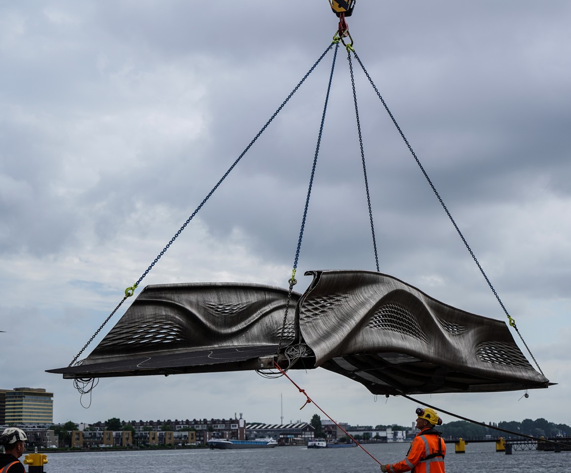 The 3D-printed bridge is made from 6,000 kg (13,227 lb) of stainless steel