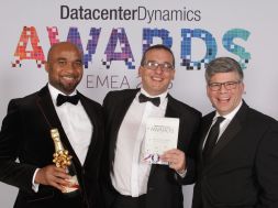 Director of Operations, Rack Centre, Ezekiel Egboye (left); Business Development Director, Rack Centre, Howard Pheby, Vice President IT Business, Schneider Electric, Arun Shenoy at the London’s Royal Lancaster Hotel recently where Rack Centre won the 2015 Data Centre Dynamics Award for Europe, Middle East and Africa (EMEA) region in the Data Centre Impact Award Category area