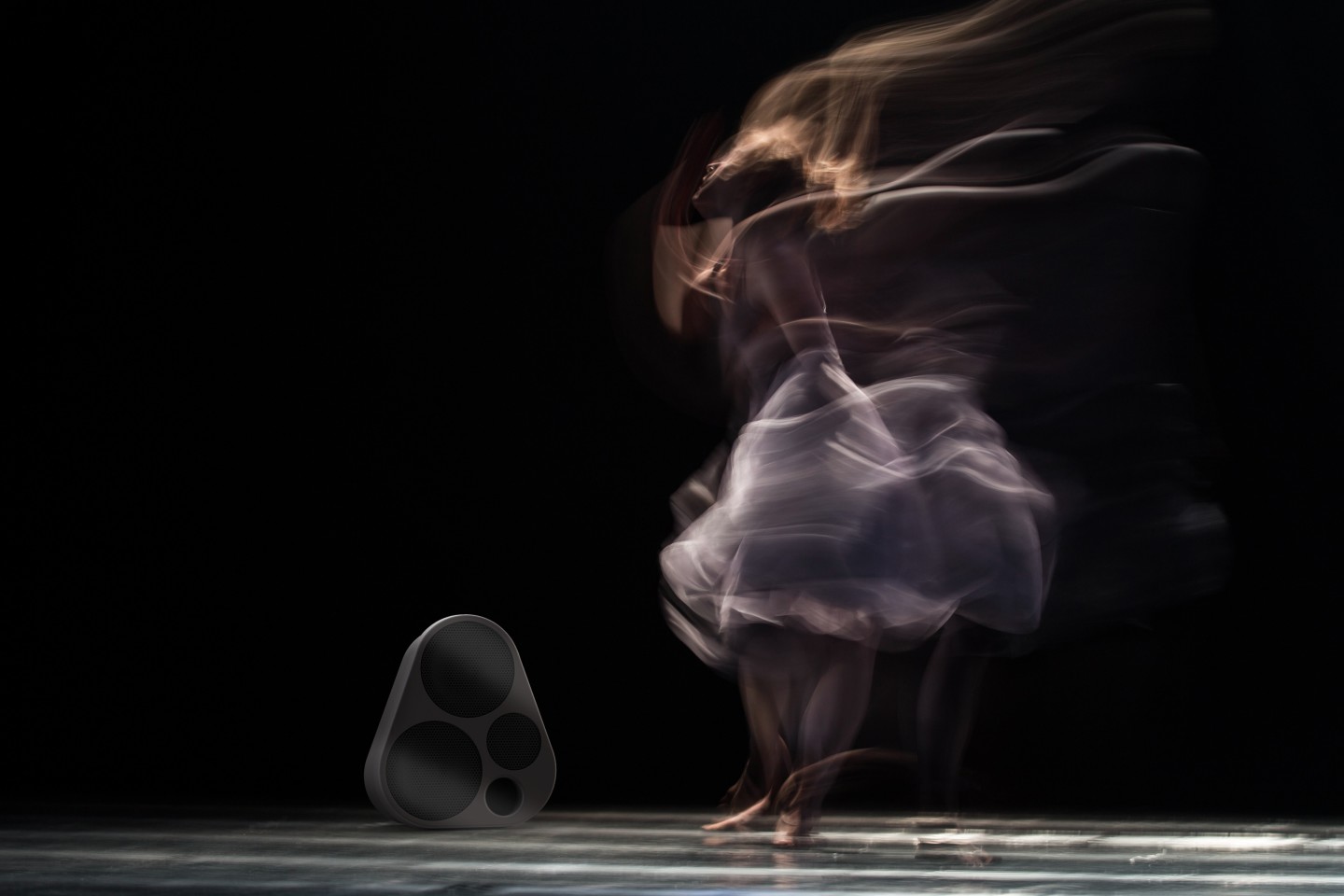 Who needs an orchestra when the Enkl Speaker offers concert-level sound at your dance performance?