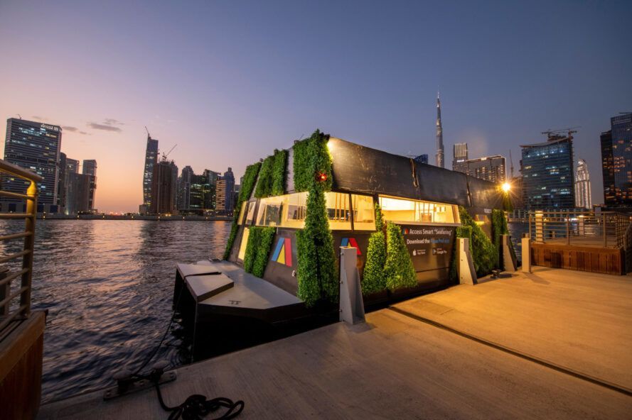 The pod takes advantage of the Middle Eastern Sun with roof-top solar panels, which meet 100 percent of the vessel’s energy needs