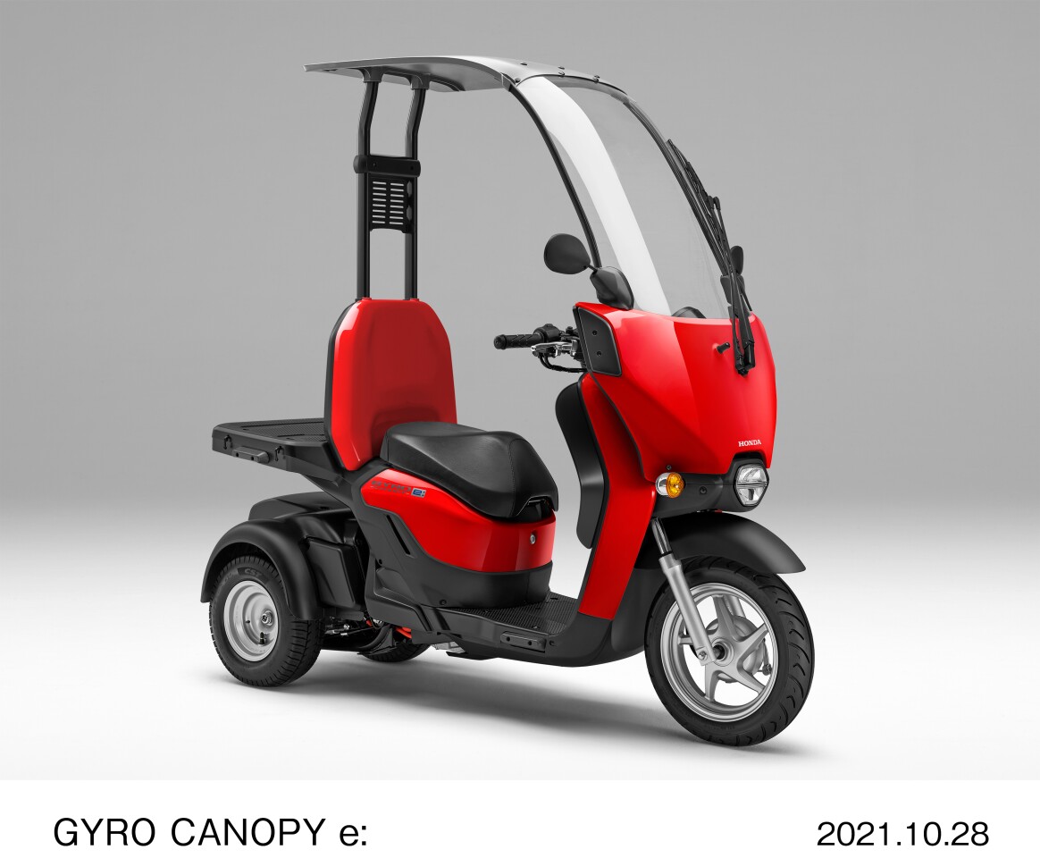 The Gyro Canopy e electric three-wheeled scooter is aimed at package delivery business and patrol services in Japan