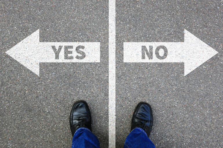 CES 2022 attendees scale back plans but keep plane tickets as Waymo, AT&T, GM and Intel back out
