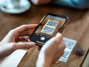 Top 5 tips for QR code safety