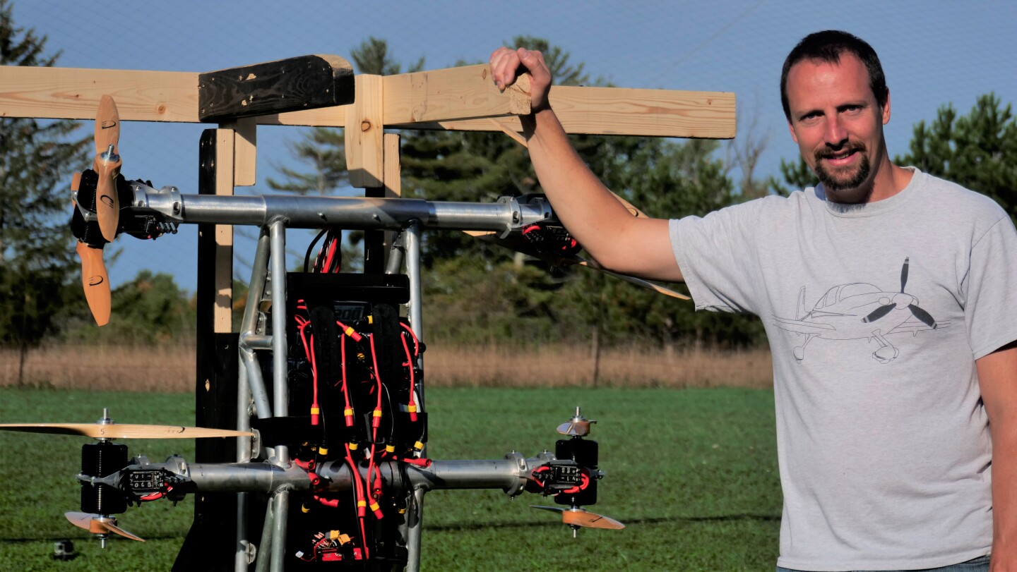 Daniel Gant with the Skypak V1 prototype