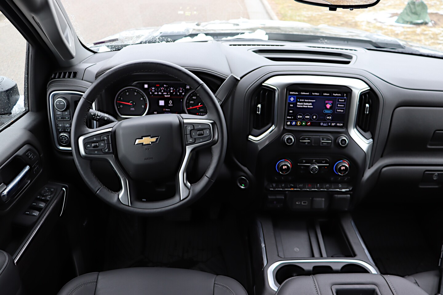 Controls in the 2022 Chevrolet Silverado 2500 HD are easy to understand, but the infotainment is a bit outdated