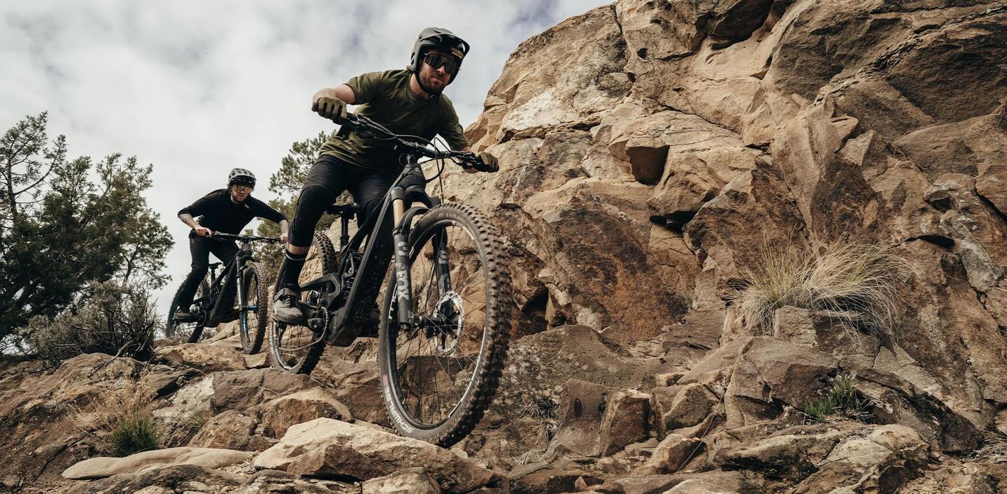 The Epocalypse soaks up downhill bumps courtesy of full Rockshox suspension