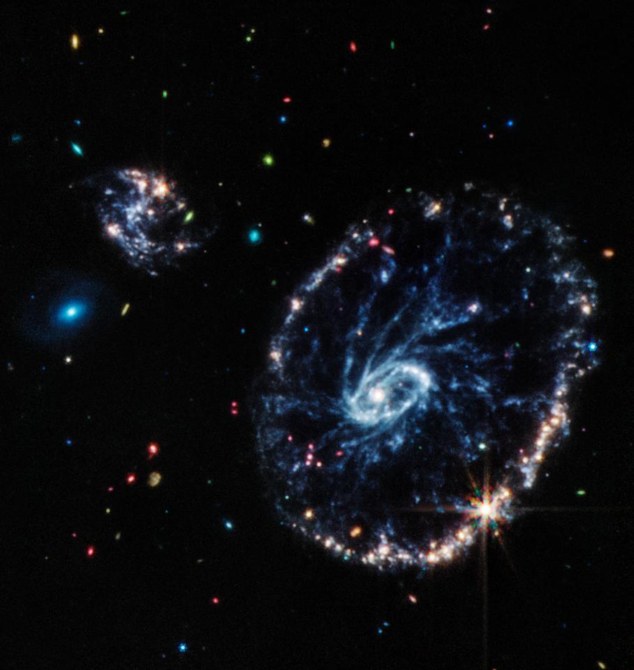 An image of the Cartwheel Galaxy from Webb’s Mid-Infrared Instrument (MIRI)
