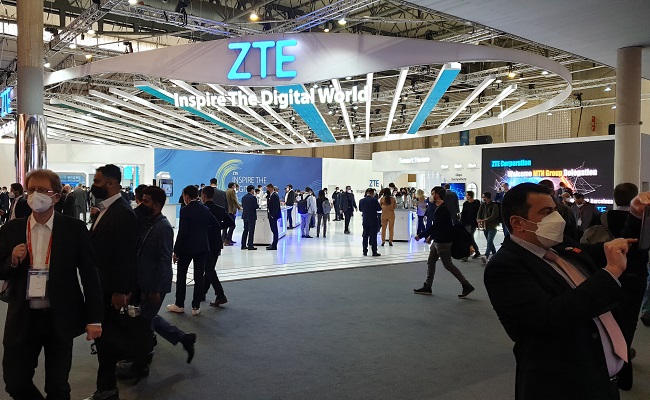 ZTE grows in H1