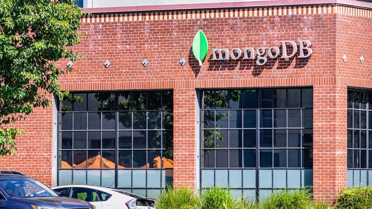 How to install MongoDB on macOS