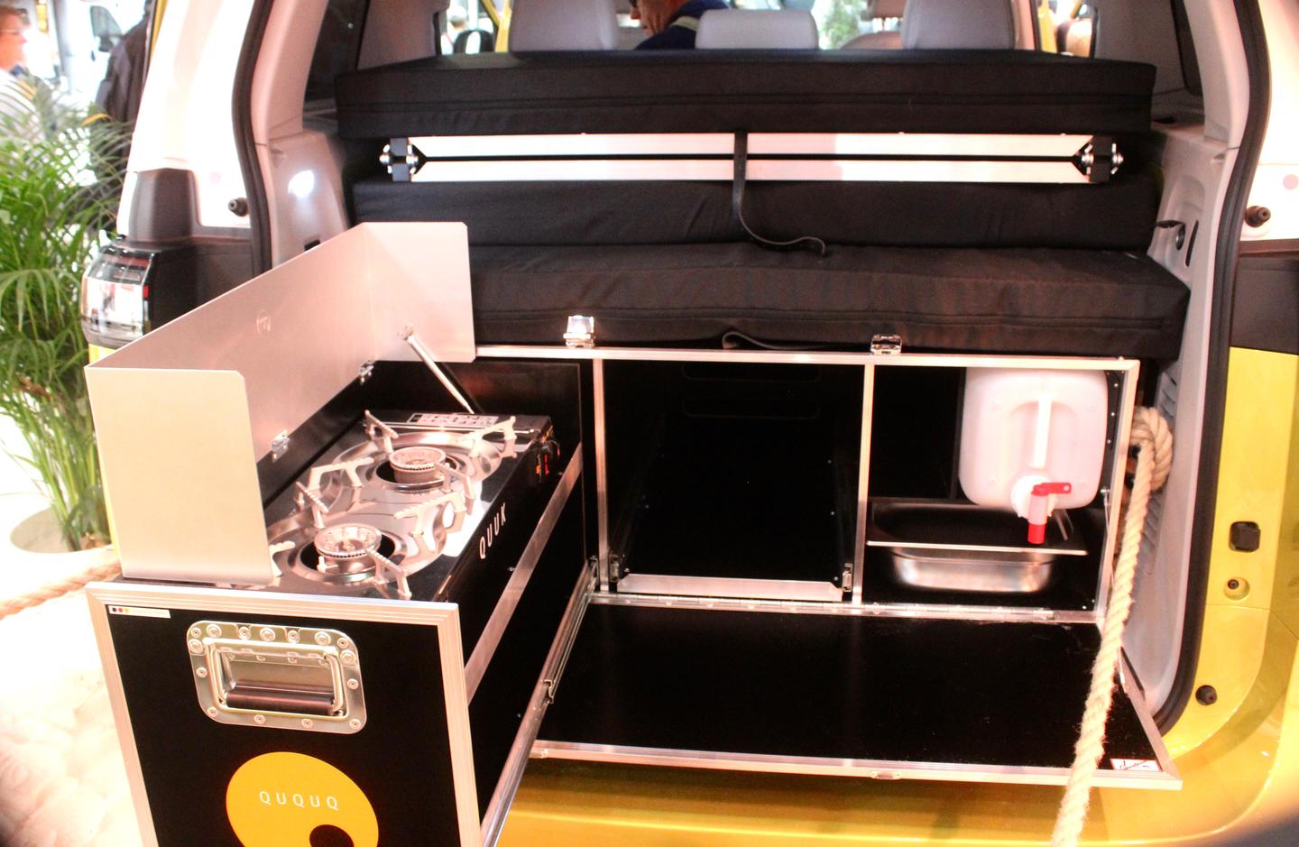 Outside of being specially fit to the ID. Buzz's dimensions, the Ququq ID-Box is much the same as Ququq's other kits, bringing cooking and food storage slide-out areas and a simplified sink system