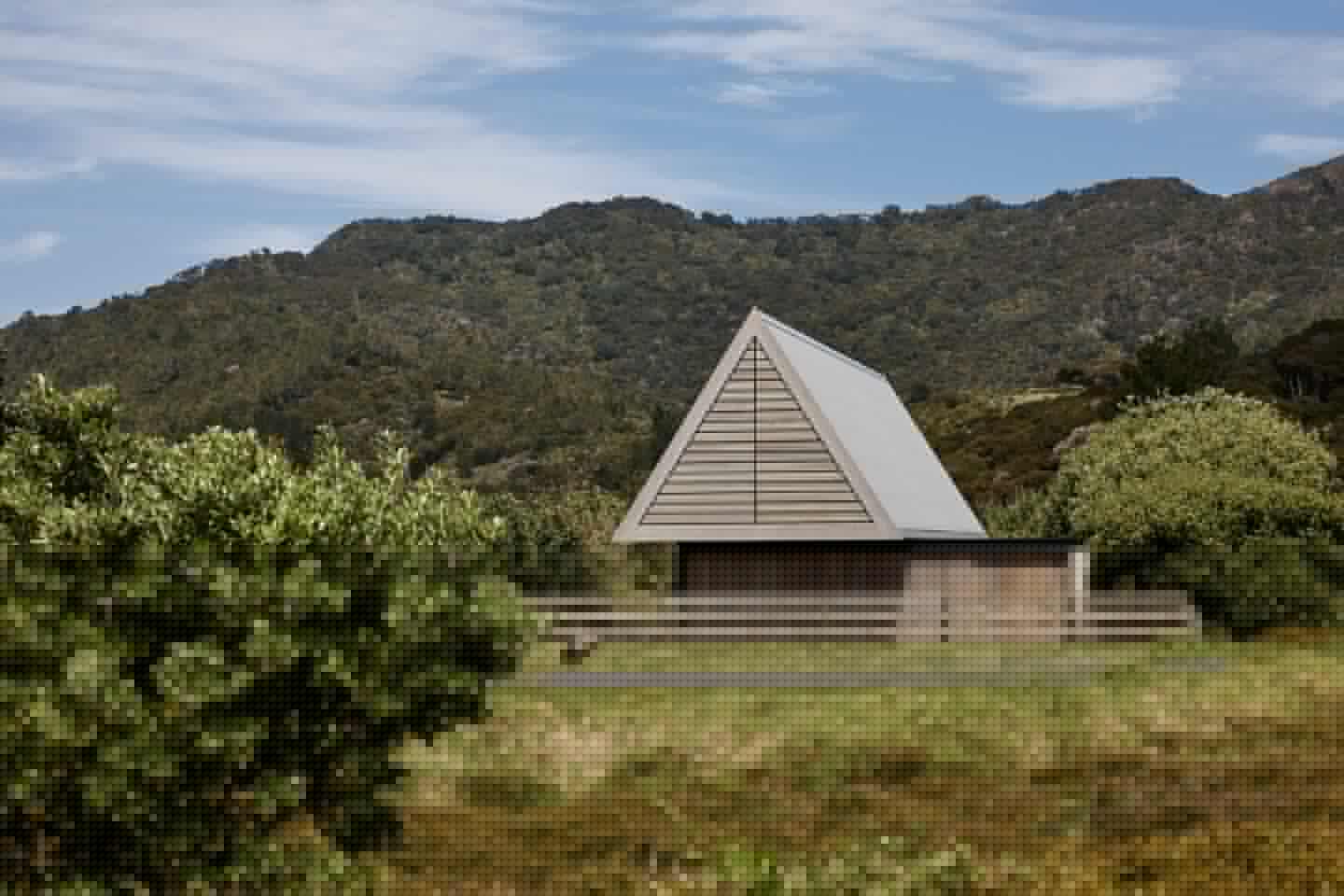 Dune Dormer is located across from Medland’s Beach on New Zealand’s Great Barrier Island