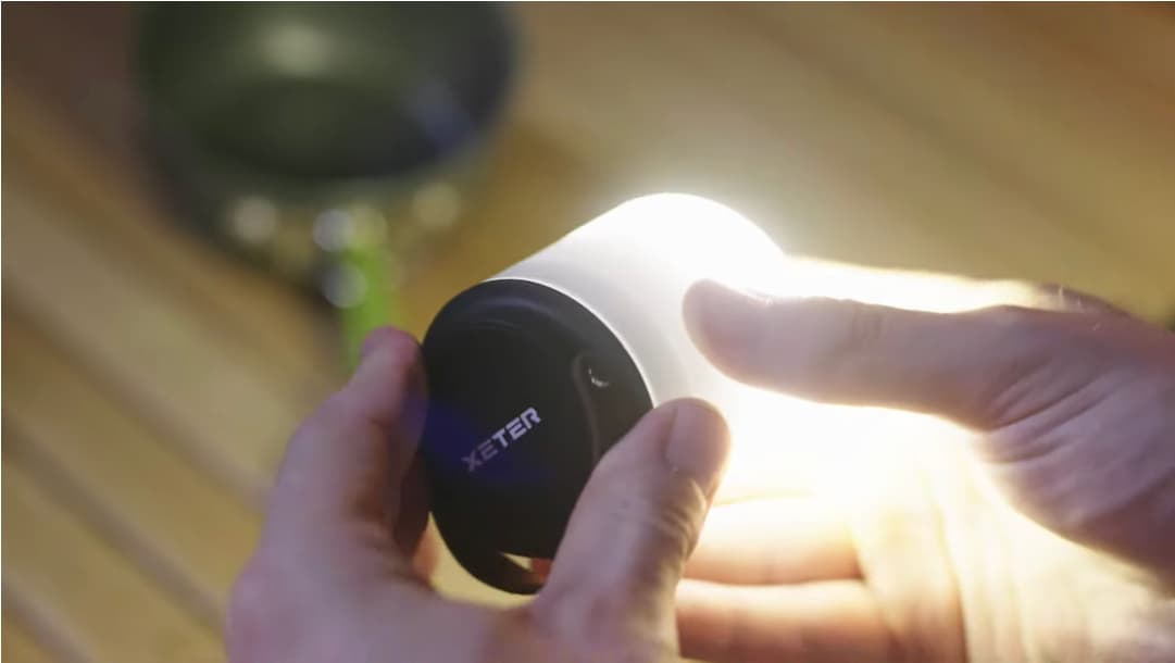 The diffuser can be set down or hung up