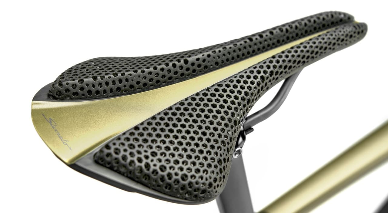 The Fizik Antares Adaptive 3D-printed seat, in all its hexagonal glory