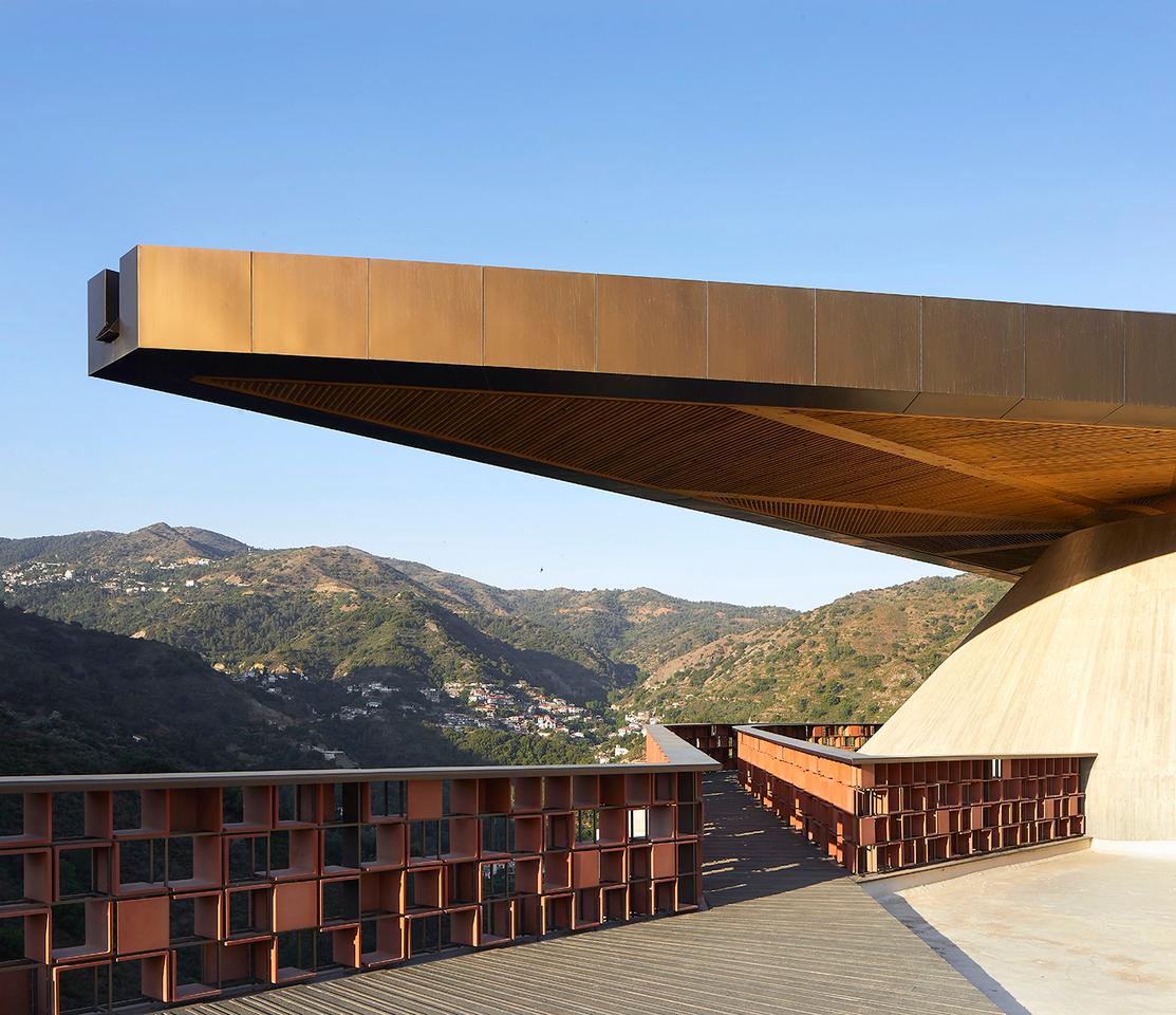 The upper section of the distillery boasts an observation walkway that weaves it way around the facility