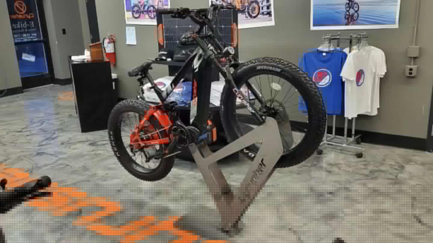 The Ranger all-terrain ebike sports a 1-kWh Li-ion battery in the downtube that's reported good for between 30 and 56 miles of per-charge riding