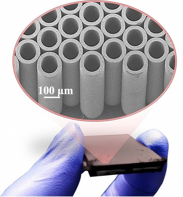 A microscope image reveals the foam's cylinders, the walls of which are made of carbon nanotubes