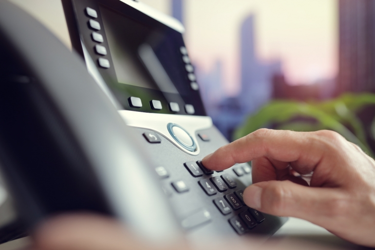 RingCentral vs Dialpad: Compare VoIP solutions