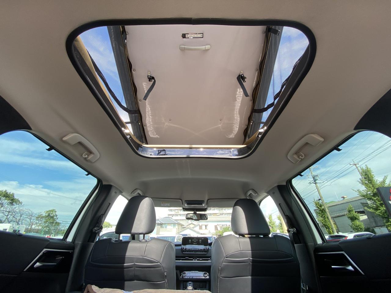 The E:Pop roof opens up extra headroom and includes a lowering double bed