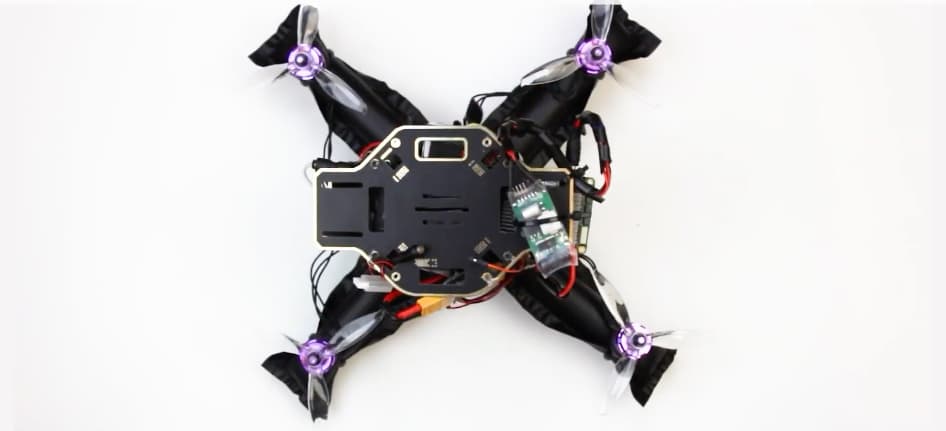 The SoBar's inflatable frame weighs just 10 grams, as compared to the 120-gram rigid frame of the DJI F450 drone which it's modeled after
