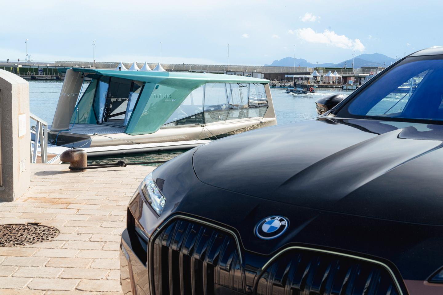 The helm station features the latest in car-derived controls