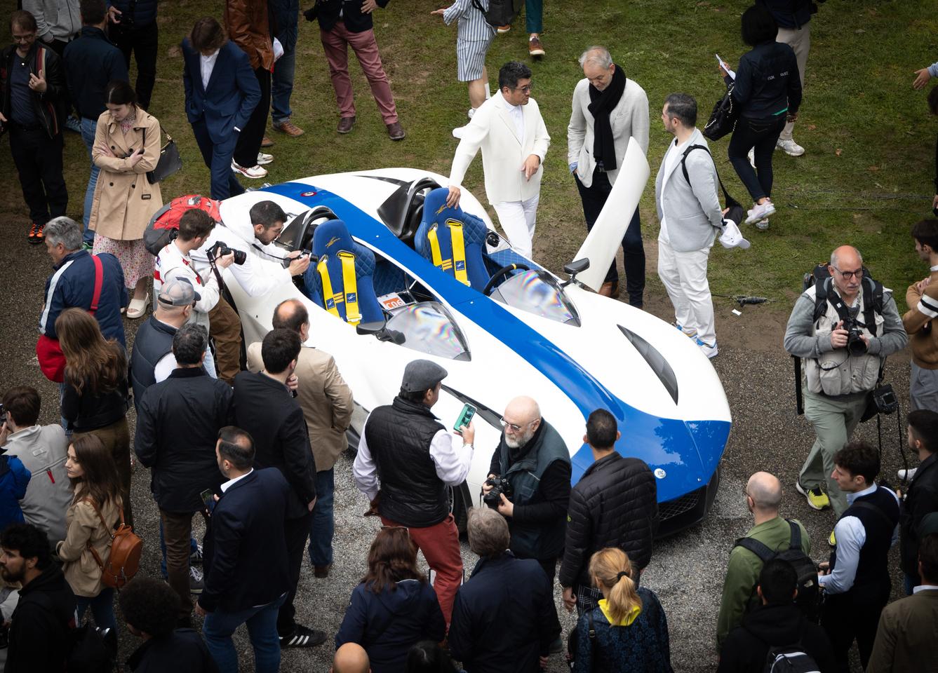 Concorso d’Eleganza Villa d’Este saw the world debut of the limited production Kode61 Birdcage by Japanese carrozzeria Ken Okuyama Design