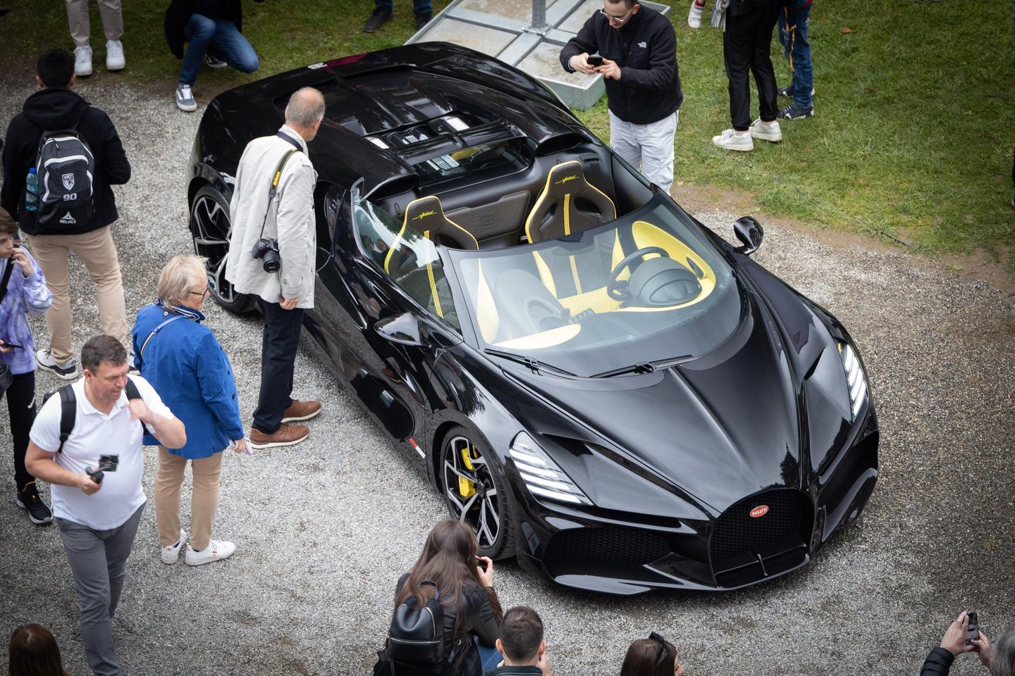 The 1,600-hp W16 Mistral is a roadster based closely on the Chiron, and given that more than 40 percent of all automobiles ever made by Bugatti have been open-top vehicles, it seemed fitting that the final petrol-burning Bugatti should be a roadster.