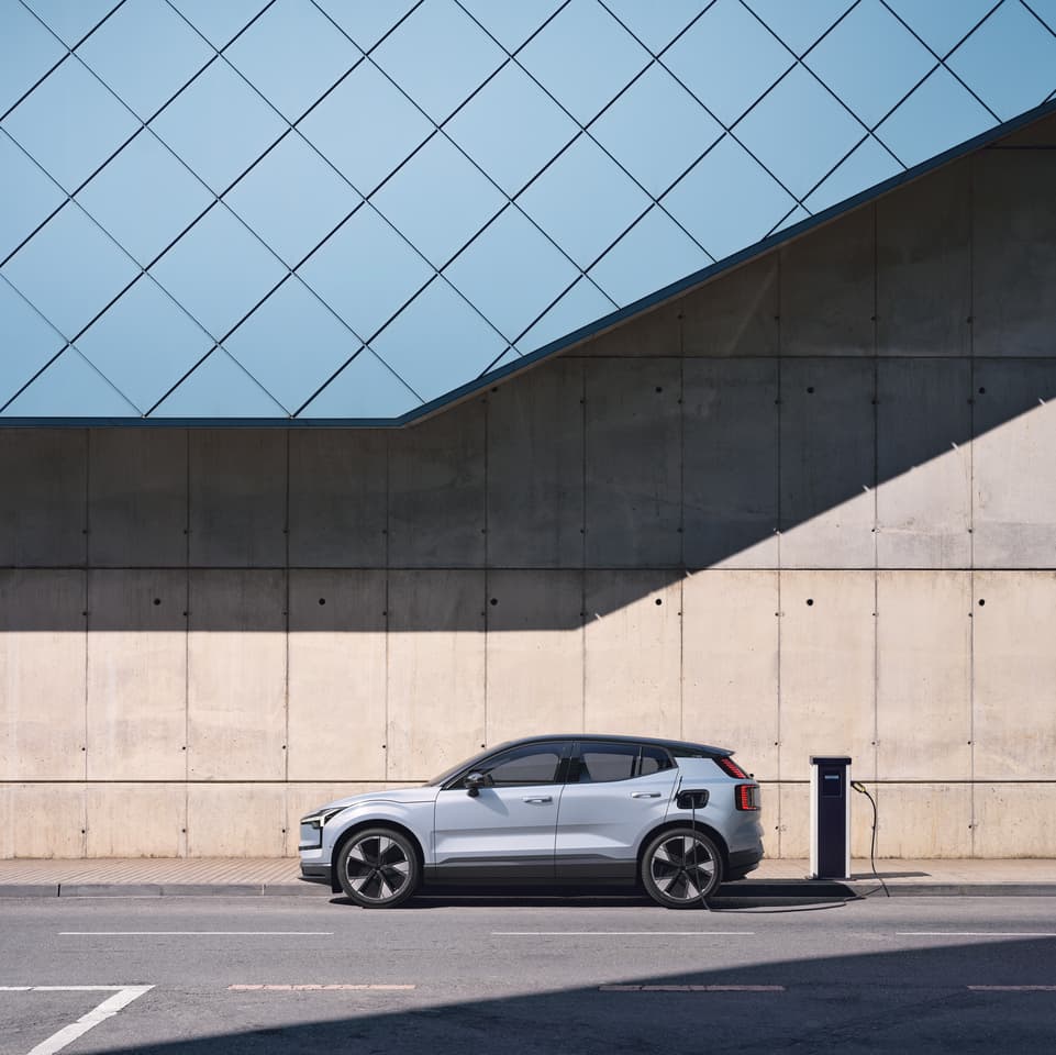 Volvo anticipates the EX30 charging from 10 to 80 percent in under half an hour