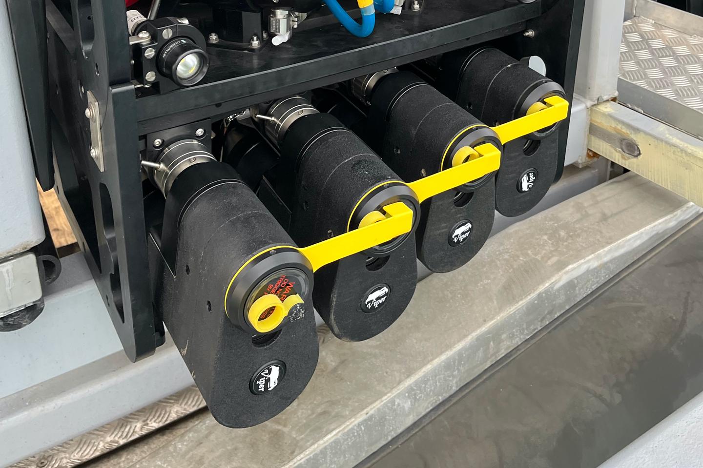 Multiple Viper MDS modules on a non-Oceanbotics ROV