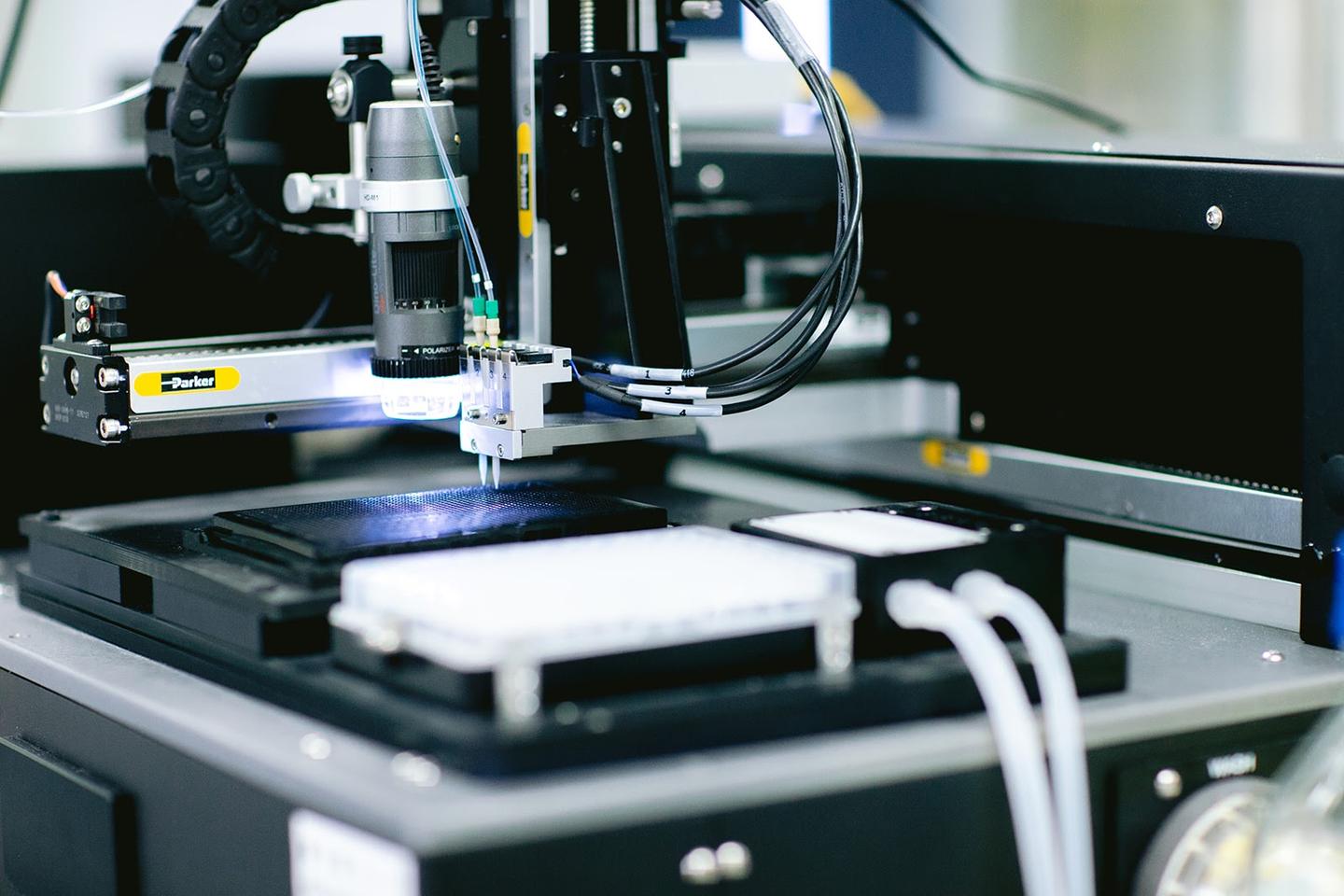 BioDot matrix spotting system places test samples in a grid