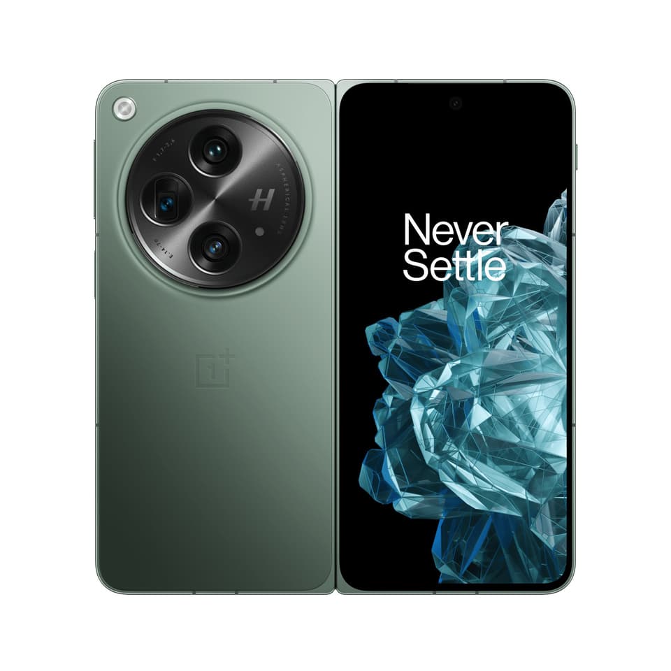 When folded, the Open shows off a 2,800-nit OLED screen with dynamic refresh up to 120 Hz, and a triple camera array packing a stacked-pixel CMOS sensor from Sony and Hasselblad imagery know-how