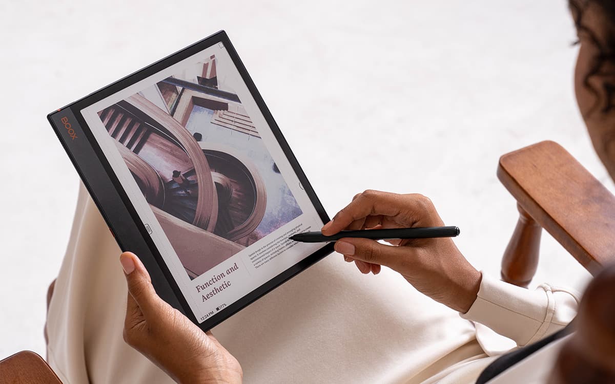The Boox Note Air3 C ships with a Pen Plus stylus with 4,096 levels of pressure