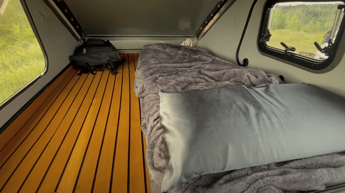 Inside the AntiShanty Rooftop Dwelling