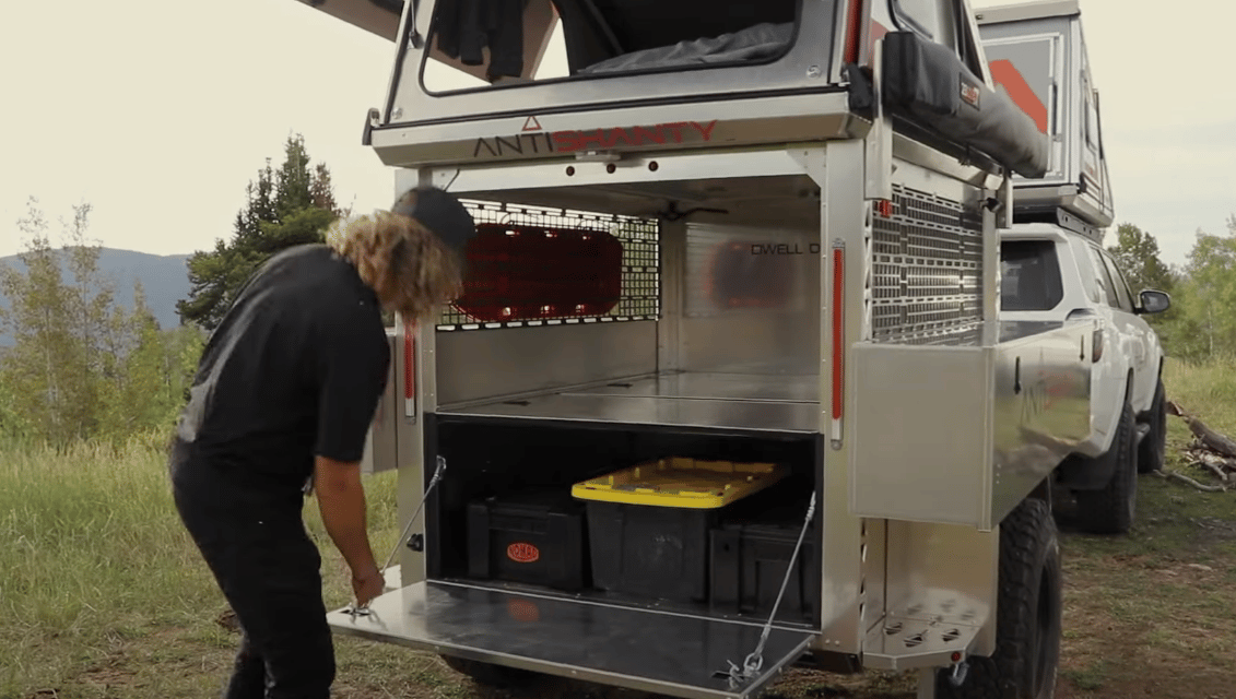 A look at the cargo bed with removable tonneau cover