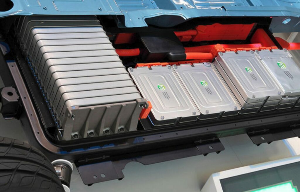 Helical Flow Meters Measure Adhesive in E-Battery Bonding