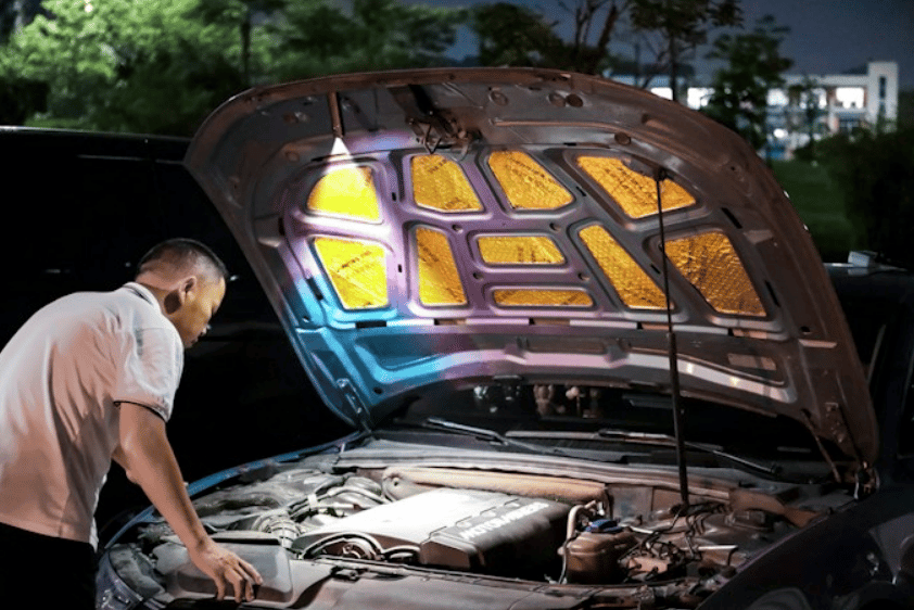 Using the Trustfire Mini X3 as a mechanic's work light